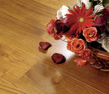 实木地板保养 让家永葆青春