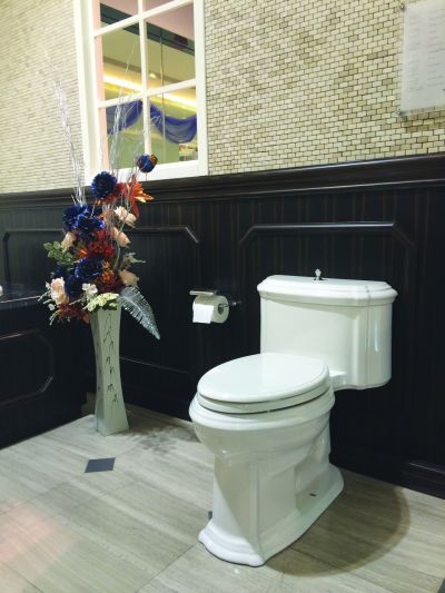 节水马桶售价高却更费水?